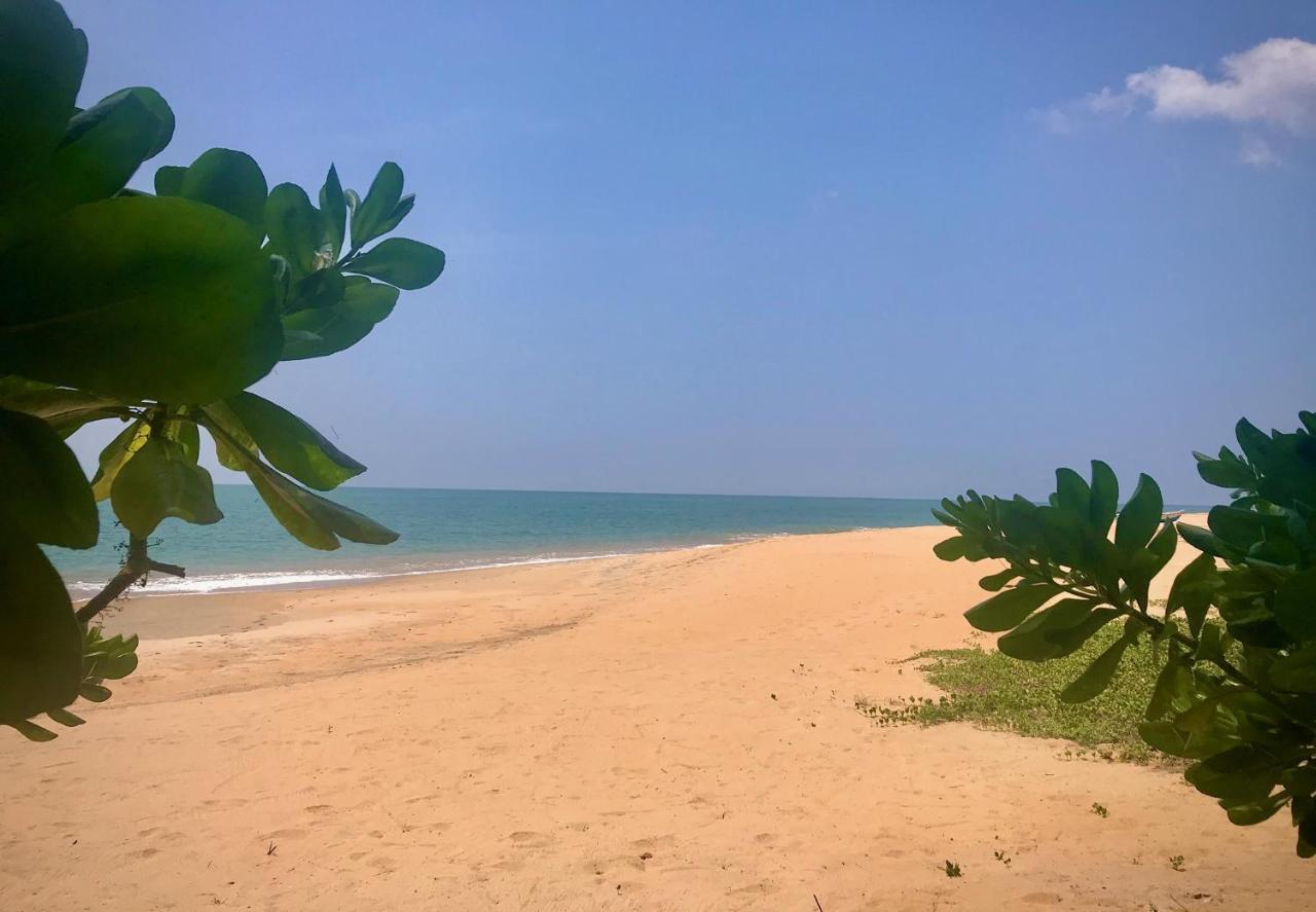 Khomba Beach House Alankuda Экстерьер фото